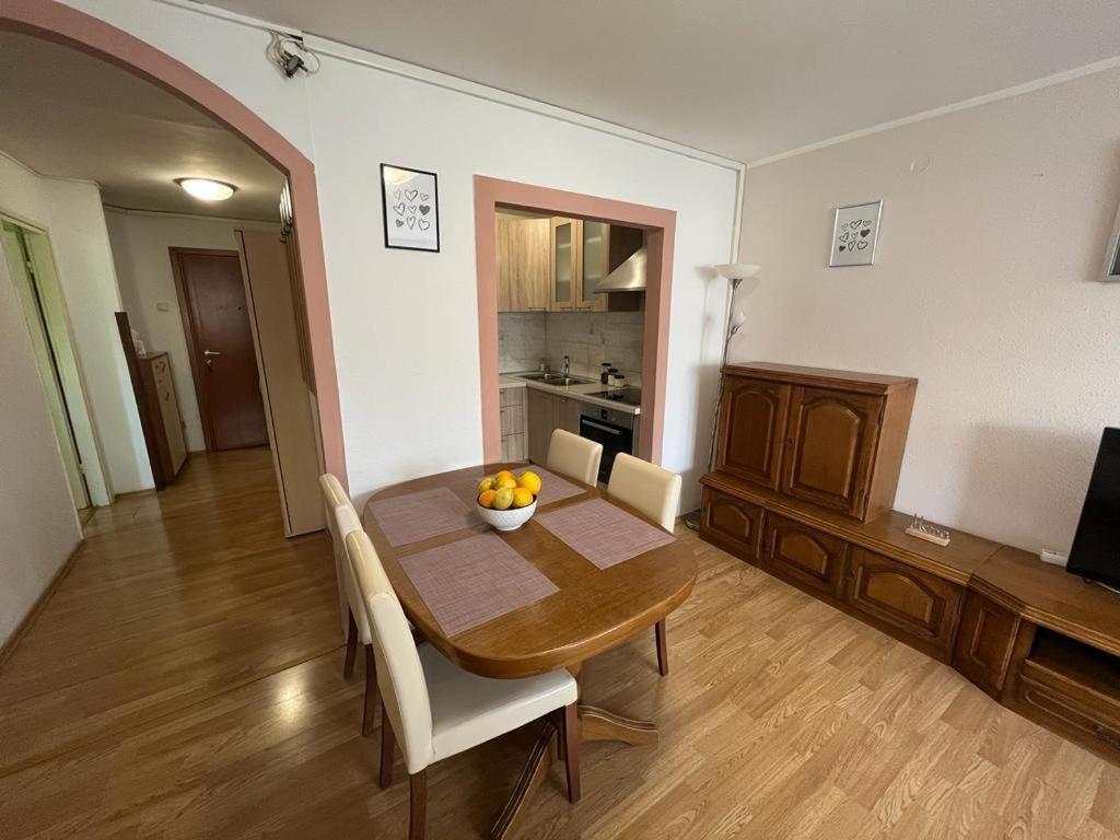 Apartman Spahija Шибеник Екстер'єр фото