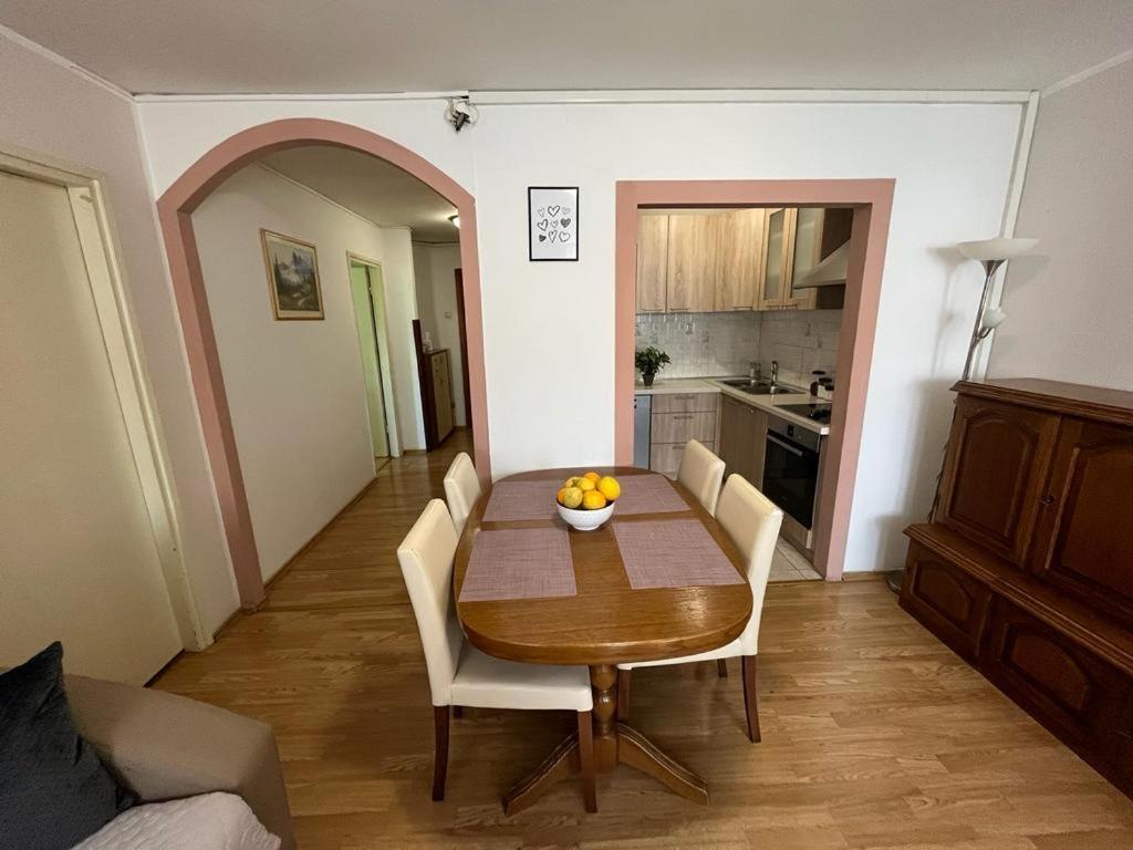 Apartman Spahija Шибеник Екстер'єр фото